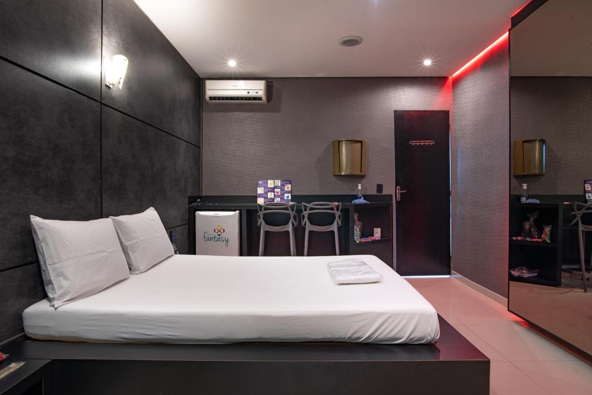 Motel Fantasy 3 (Adults Only) Бело Оризонти Екстериор снимка